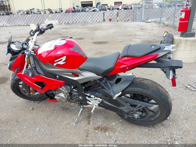 BMW S 1000 R 2016 WB10D1207GZ696530 Image 13