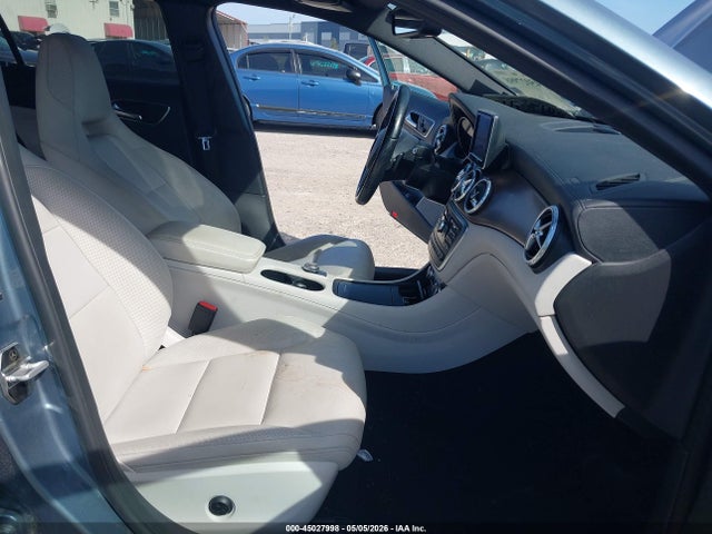 Продажа на аукционе авто 2015 Mercedes-benz Gla 250 4matic, vin: WDCTG4GB9FJ065739, номер лота: 45027998
