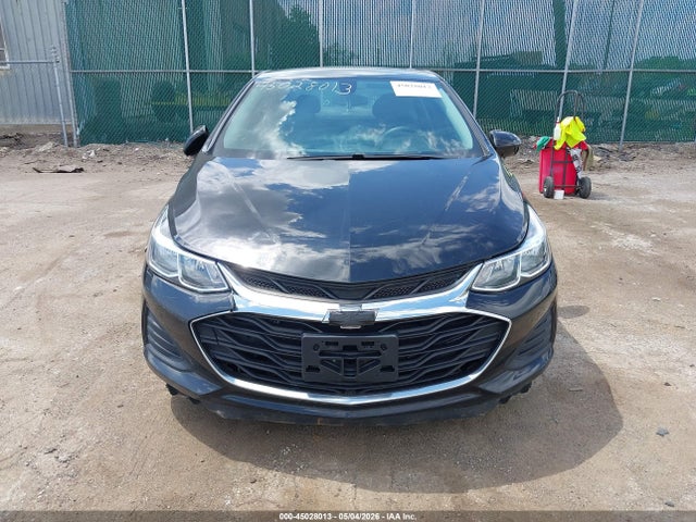 45028013 :رقم المزاد ، 1G1BJ5SM8K7100031 vin ، 2019 Chevrolet Cruze Diesel مزاد بيع