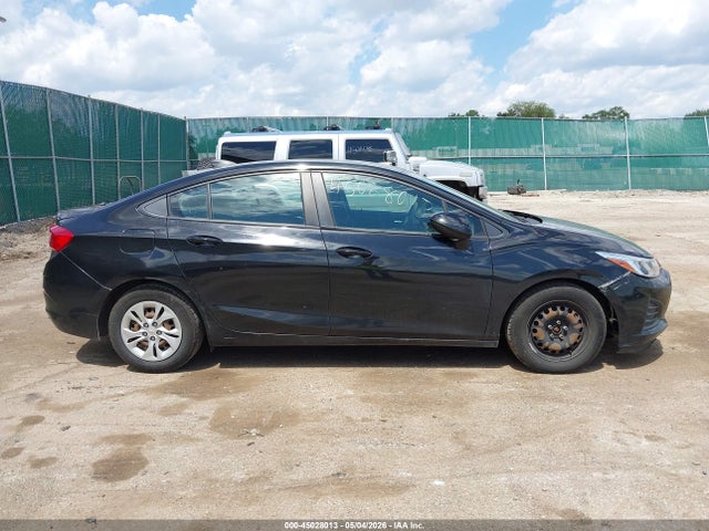45028013 :رقم المزاد ، 1G1BJ5SM8K7100031 vin ، 2019 Chevrolet Cruze Diesel مزاد بيع