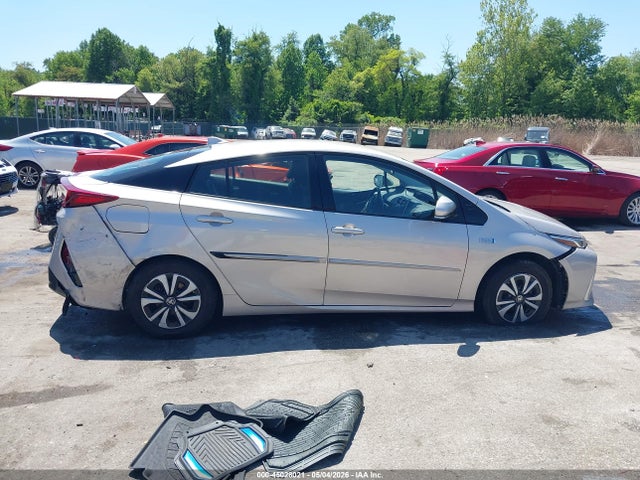 Продаж на аукціоні авто 2018 Toyota Prius Prime Plus, vin: JTDKARFP2J3082778, номер лоту: 45028021