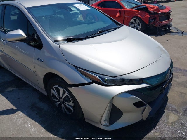 Продаж на аукціоні авто 2018 Toyota Prius Prime Plus, vin: JTDKARFP2J3082778, номер лоту: 45028021