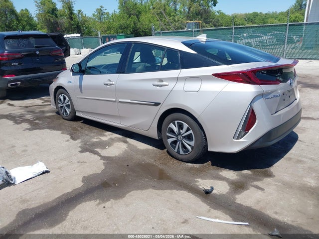 Продаж на аукціоні авто 2018 Toyota Prius Prime Plus, vin: JTDKARFP2J3082778, номер лоту: 45028021