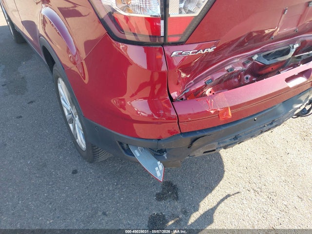 Продажа на аукционе авто 2017 Ford Escape Titanium, vin: 1FMCU0JDXHUF05224, номер лота: 45028031