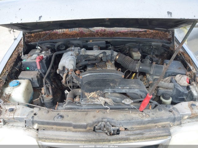 Продажа на аукционе авто 2001 Kia Sportage Ex/limited, vin: KNDJA723215039324, номер лота: 45028059