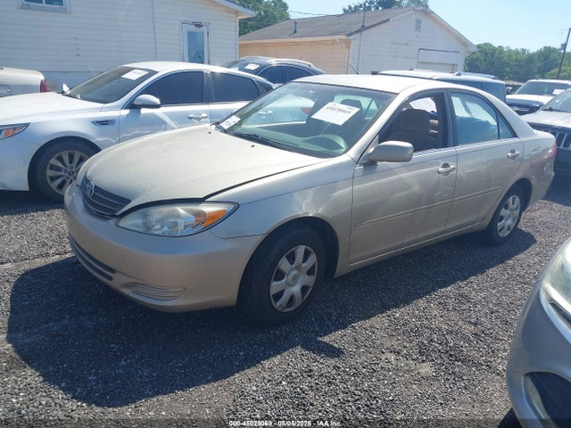 45028069 :رقم المزاد ، 4T1BE32K92U585078 vin ، 2002 Toyota Camry Le مزاد بيع