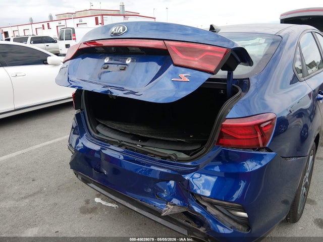 2019 Kia Forte S მანქანა იყიდება აუქციონზე, vin: 3KPF34AD6KE022105, აუქციონის ნომერი: 45028079