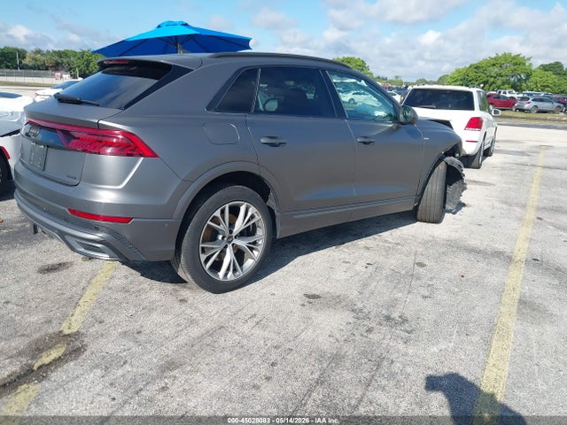 WA1EVAF17MD028755 Audi Q8 Premium Plus 55 Tfsi Quattro Tiptronic