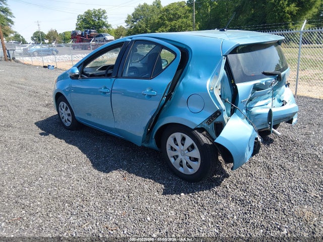 2013 Toyota Prius C One მანქანა იყიდება აუქციონზე, vin: JTDKDTB31D1052064, აუქციონის ნომერი: 45028090