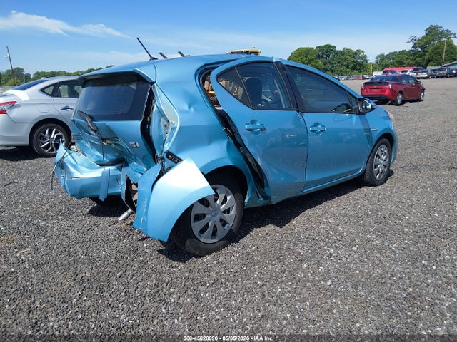 2013 Toyota Prius C One მანქანა იყიდება აუქციონზე, vin: JTDKDTB31D1052064, აუქციონის ნომერი: 45028090