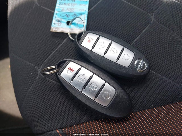 45028097 :رقم المزاد ، 3N1CP5CU1KL507535 vin ، 2019 Nissan Kicks Sr مزاد بيع