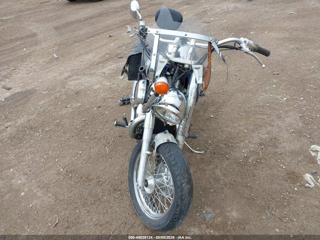 45028124 :رقم المزاد ، JH2RC44631K502471 vin ، 2001 Honda Vt750 Cd2 مزاد بيع