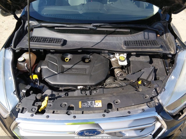 45028153 :رقم المزاد ، 1FMCU0G90HUD52274 vin ، 2017 Ford Escape Se مزاد بيع