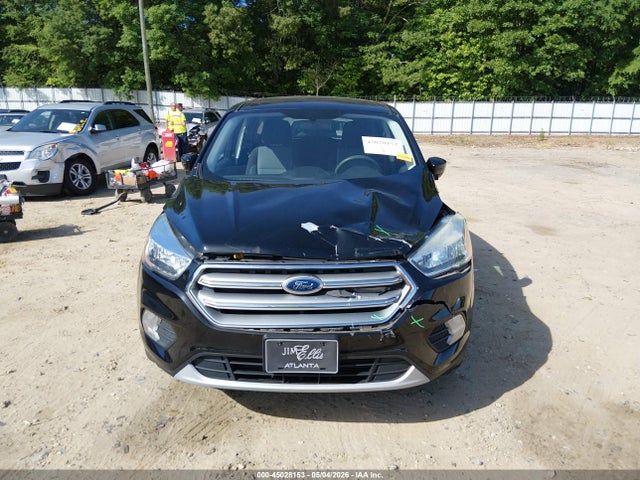 45028153 :رقم المزاد ، 1FMCU0G90HUD52274 vin ، 2017 Ford Escape Se مزاد بيع