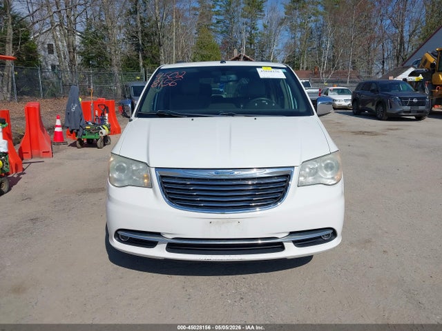 2011 Chrysler Town & Country Limited მანქანა იყიდება აუქციონზე, vin: 2A4RR6DG0BR698409, აუქციონის ნომერი: 45028156