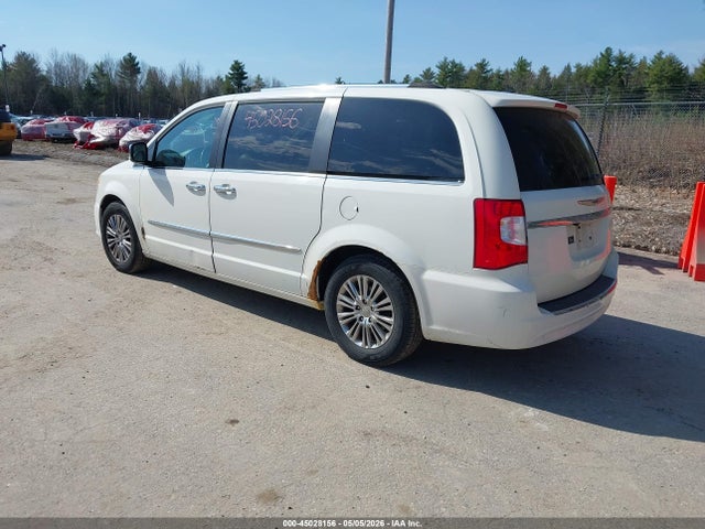 2011 Chrysler Town & Country Limited მანქანა იყიდება აუქციონზე, vin: 2A4RR6DG0BR698409, აუქციონის ნომერი: 45028156