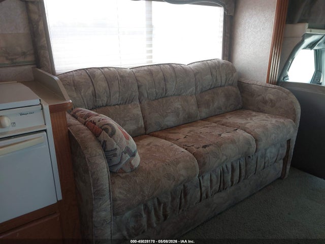 Aukcja sprzedaży 2002 Ford E-450 Cutaway Standard, vin: 1FDXE45S42HB79984, numer aukcji: 45028170