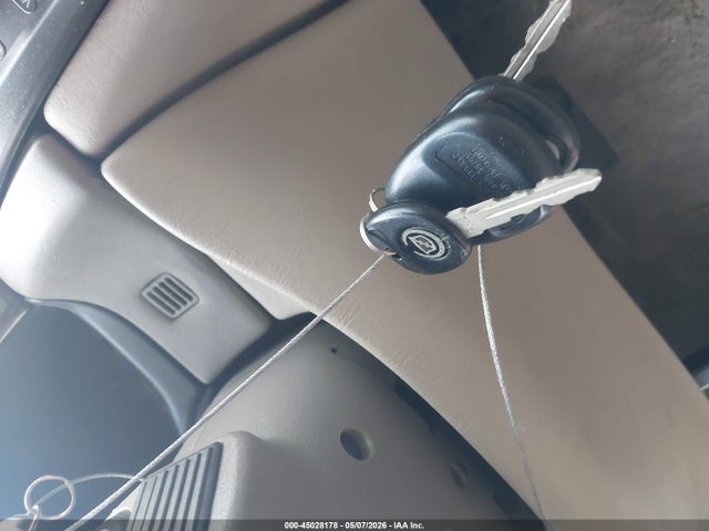 2002 Cadillac Deville Dts მანქანა იყიდება აუქციონზე, vin: 1G6KF57902U182502, აუქციონის ნომერი: 45028178