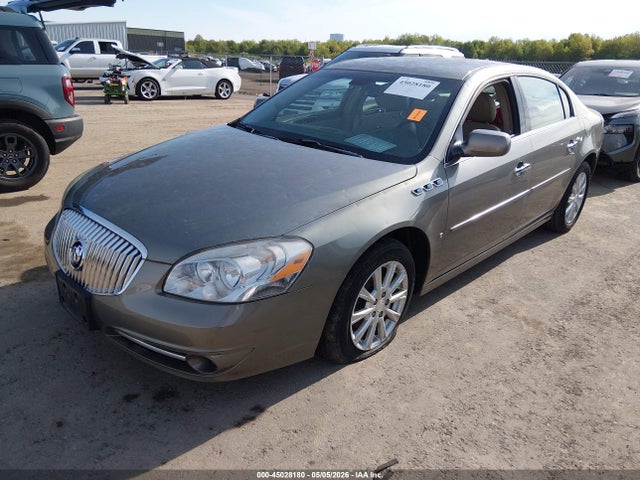 45028180 :رقم المزاد ، 1G4HC5EM0AU112581 vin ، 2010 Buick Lucerne Cxl مزاد بيع