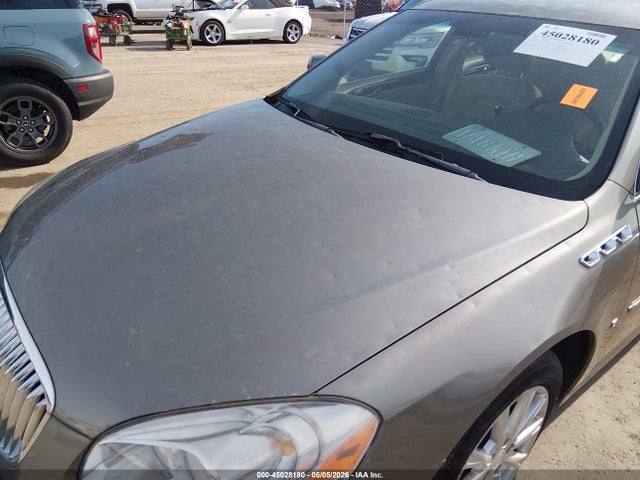 45028180 :رقم المزاد ، 1G4HC5EM0AU112581 vin ، 2010 Buick Lucerne Cxl مزاد بيع