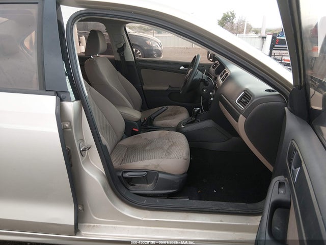 Продаж на аукціоні авто 2014 Volkswagen Jetta 2.0l S, vin: 3VW2K7AJ8EM256858, номер лоту: 45028198