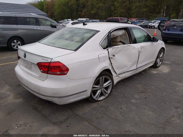 Продаж на аукціоні авто 2012 Volkswagen Passat 3.6l V6 Sel Premium, vin: 1VWCM7A39CC096763, номер лоту: 45028212