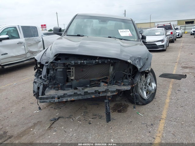 Продаж на аукціоні авто 2017 Ram 1500 Express  4x4 6'4 Box, vin: 1C6RR7FG3HS732592, номер лоту: 45028214