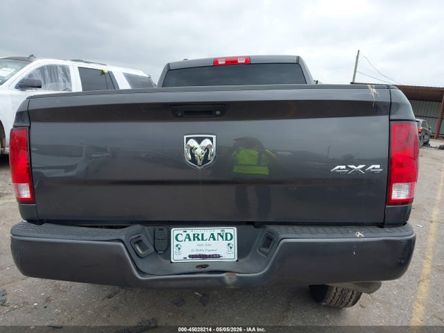 Продаж на аукціоні авто 2017 Ram 1500 Express  4x4 6'4 Box, vin: 1C6RR7FG3HS732592, номер лоту: 45028214