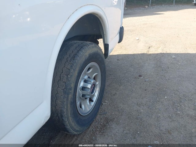 45028222 :رقم المزاد ، 1GTHG35U161247302 vin ، 2006 Gmc Savana Work Van مزاد بيع