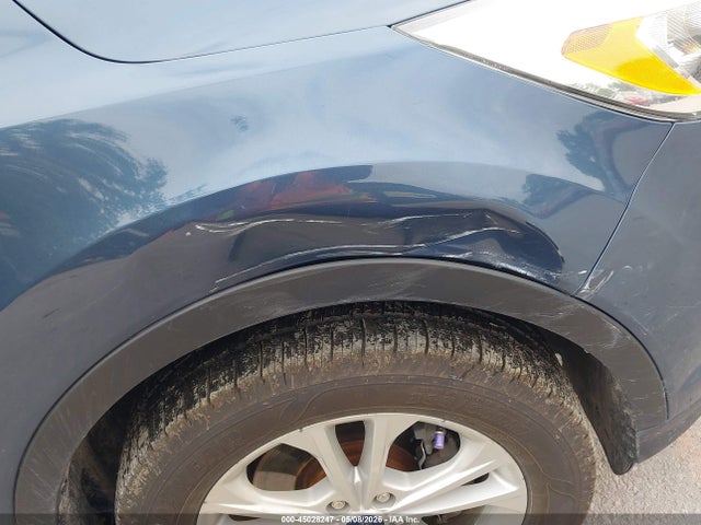 Продажа на аукционе авто 2018 Ford Escape Se, vin: 1FMCU9GD7JUB42740, номер лота: 45028247