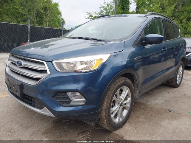 Продажа на аукционе авто 2018 Ford Escape Se, vin: 1FMCU9GD7JUB42740, номер лота: 45028247