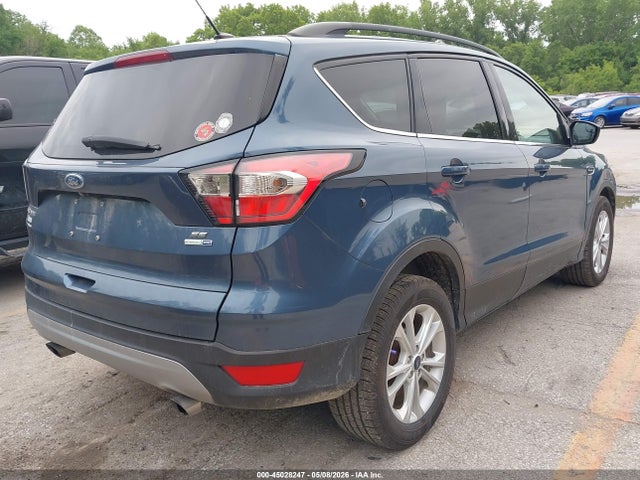 Продажа на аукционе авто 2018 Ford Escape Se, vin: 1FMCU9GD7JUB42740, номер лота: 45028247