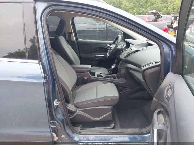 Продажа на аукционе авто 2018 Ford Escape Se, vin: 1FMCU9GD7JUB42740, номер лота: 45028247