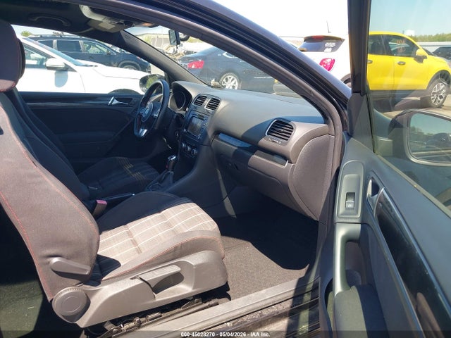 2011 Volkswagen Gti 2-door მანქანა იყიდება აუქციონზე, vin: WVWEV7AJ0BW052154, აუქციონის ნომერი: 45028270