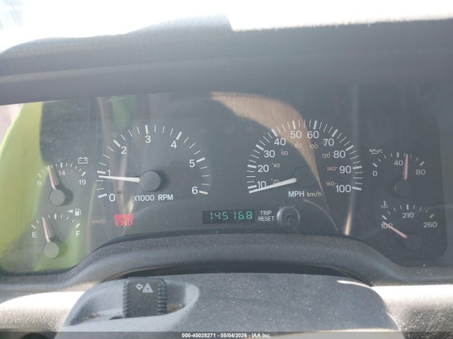 Продажа на аукционе авто 2000 Jeep Cherokee Sport, vin: 1J4FF48S5YL125151, номер лота: 45028271