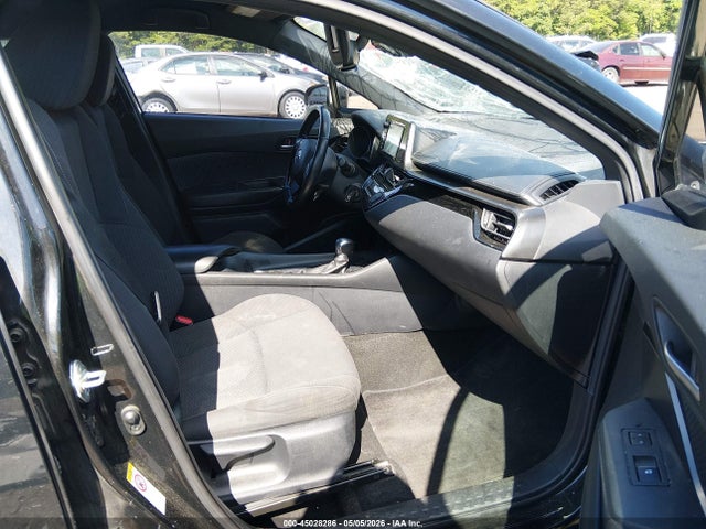 2018 Toyota C-hr Xle მანქანა იყიდება აუქციონზე, vin: NMTKHMBX1JR008267, აუქციონის ნომერი: 45028286