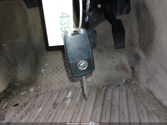 45028315 :رقم المزاد ، 1G4GC5ED1BF199893 vin ، 2011 Buick Lacrosse Cxl مزاد بيع