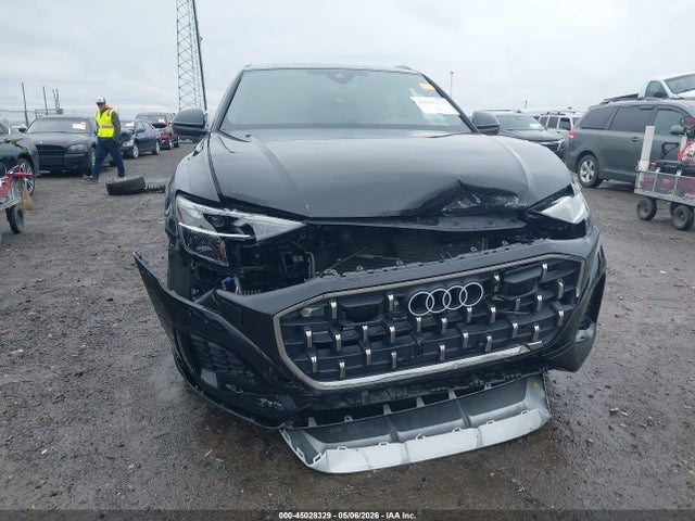 Продаж на аукціоні авто 2024 Audi Q8 Premium Plus 55 Tfsi Quattro, vin: WA1BVBF10RD020352, номер лоту: 45028329