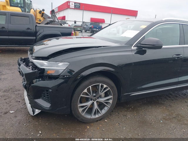 Продаж на аукціоні авто 2024 Audi Q8 Premium Plus 55 Tfsi Quattro, vin: WA1BVBF10RD020352, номер лоту: 45028329