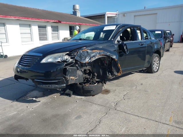 Продажа на аукционе авто 2014 Chrysler 200 Touring, vin: 1C3CCBBB9EN128895, номер лота: 45028343