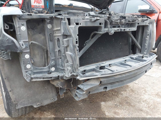 2015 Chevrolet Suburban 1500 Lt მანქანა იყიდება აუქციონზე, vin: 1GNSCJKC7FR182644, აუქციონის ნომერი: 45028346