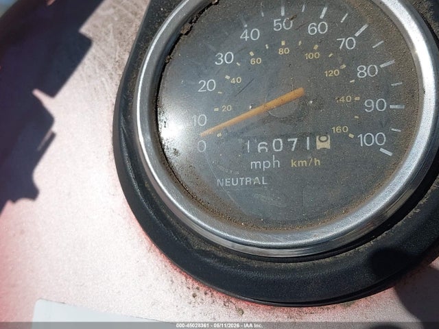 45028361 :رقم المزاد ، JS1NP41A2S2101333 vin ، 1995 Suzuki Ls650 P مزاد بيع