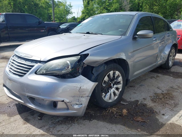 Aukcja sprzedaży 2014 Chrysler 200 Lx, vin: 1C3CCBAB7EN167728, numer aukcji: 45028376