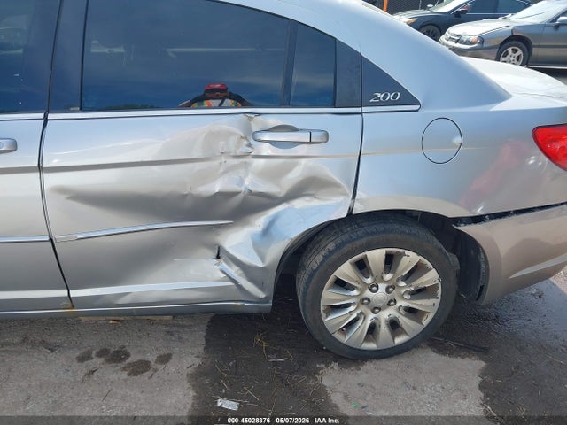 Aukcja sprzedaży 2014 Chrysler 200 Lx, vin: 1C3CCBAB7EN167728, numer aukcji: 45028376