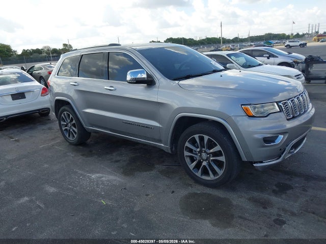 Auction sale of the 2017 Jeep Grand Cherokee Overland 4x2, vin: 1C4RJECG8HC696773, lot number: 45028397