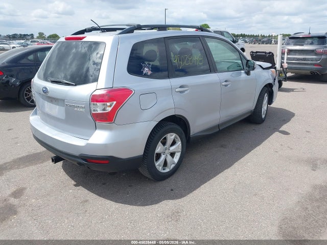Subaru Forester 2.5i Premium 2015 JF2SJADC2FH841605 Image 4