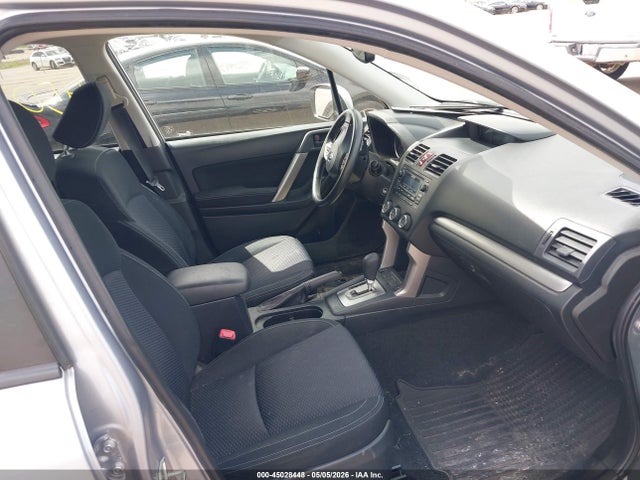 Subaru Forester 2.5i Premium 2015 JF2SJADC2FH841605 Image 5