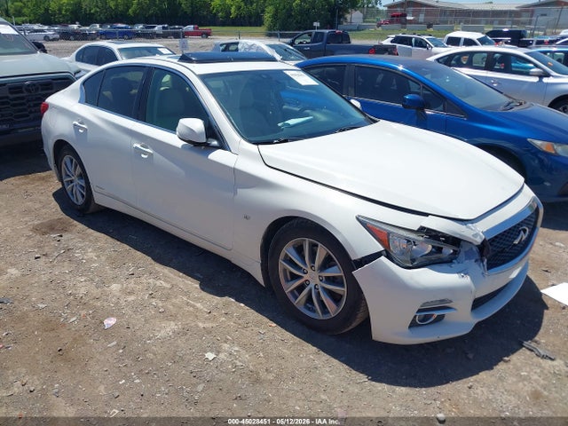 45028451 :رقم المزاد ، JN1BV7AP9FM349760 vin ، 2015 Infiniti Q50 Premium مزاد بيع