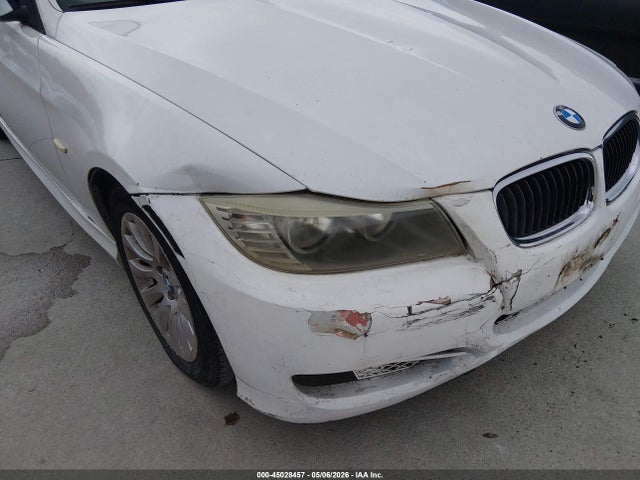 2009 Bmw 328i მანქანა იყიდება აუქციონზე, vin: WBAPH73569A172349, აუქციონის ნომერი: 45028457