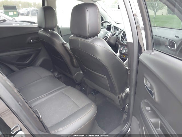 2022 Chevrolet Trax Awd Lt მანქანა იყიდება აუქციონზე, vin: KL7CJPSM6NB565364, აუქციონის ნომერი: 45028474